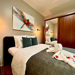 Luxury Castel By Rikas Apartment Antwerpen